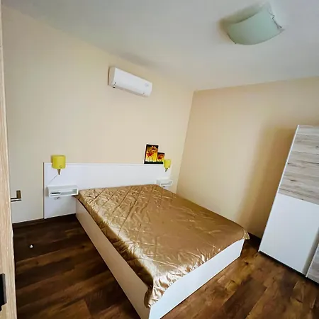 сънибей, градина