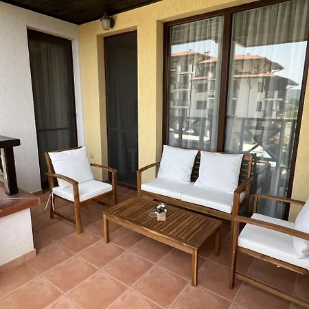 сънибей, градина